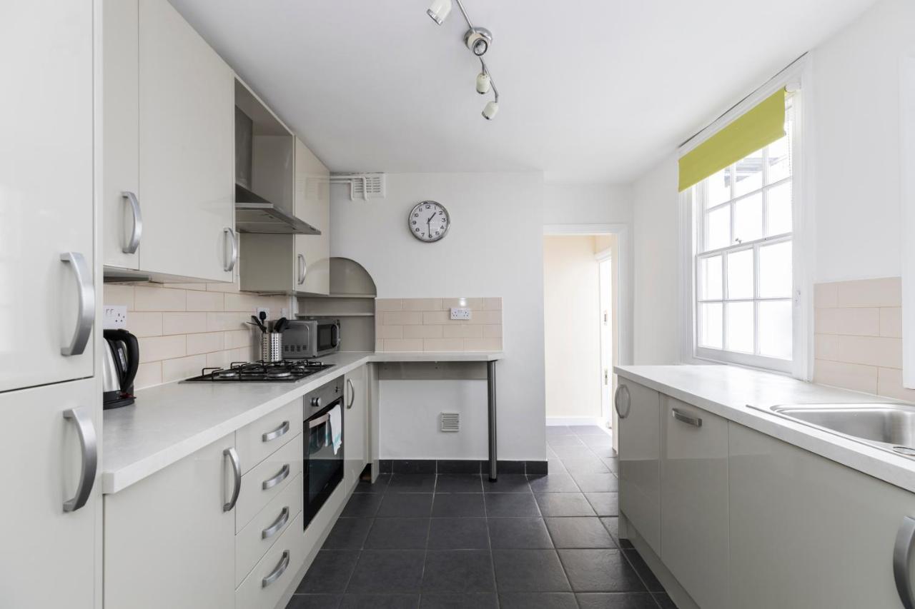 Camden Town Apartments London Bagian luar foto