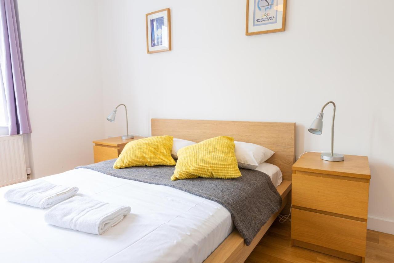 Camden Town Apartments London Bagian luar foto